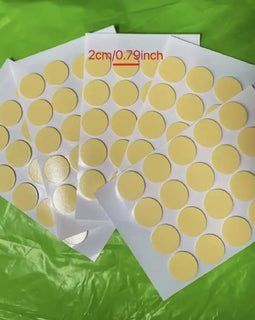 Naklejki mocujące do knota – 4 arkusze × 20 szt.